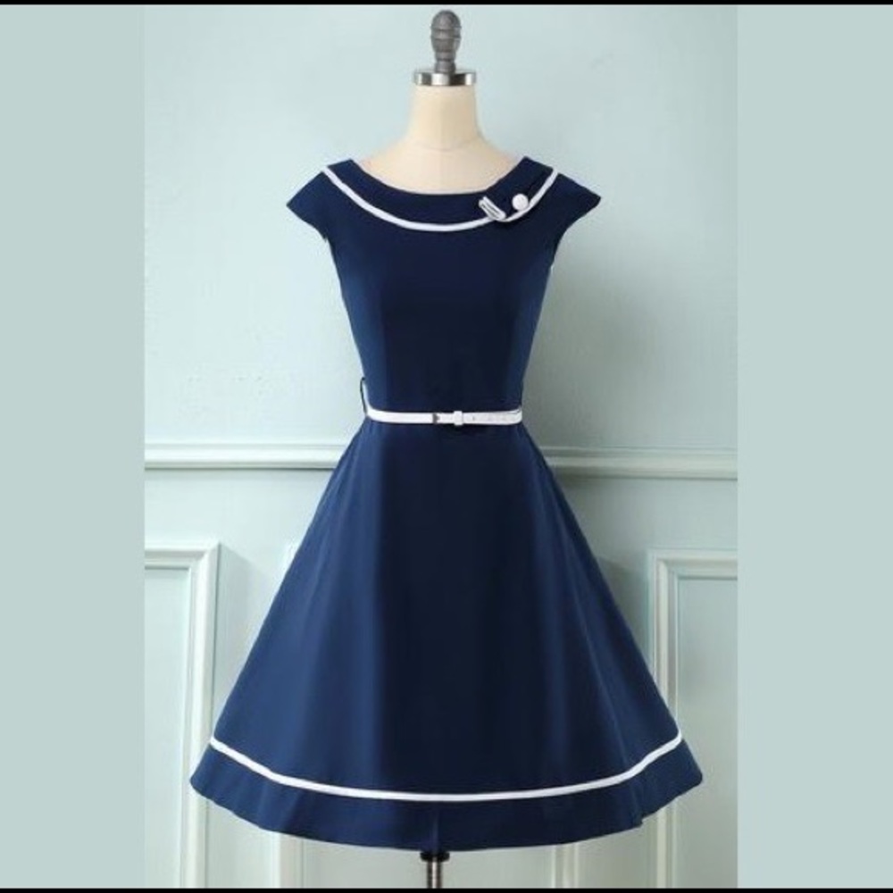 NWOT Vintage-Inspired 1950s Navy Boat Neck Dress